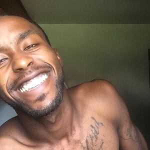 Meet your Posher, Dion